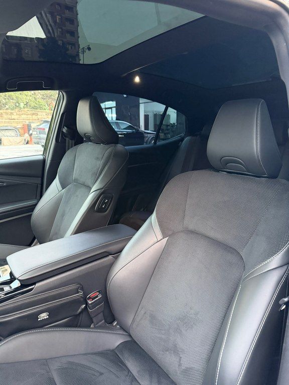 Toyota Camry, 2.0 L, 1 kWh, 2025 il, 15 000 km 77-KD-843 — Avtomobillər, Bakı (8)
