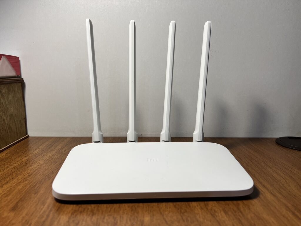 Xiaomi Mi Router 4A – yeni kimidir, yalnız ev şəraitində istifadə — Şəbəkə və server avadanlığı, Bakı