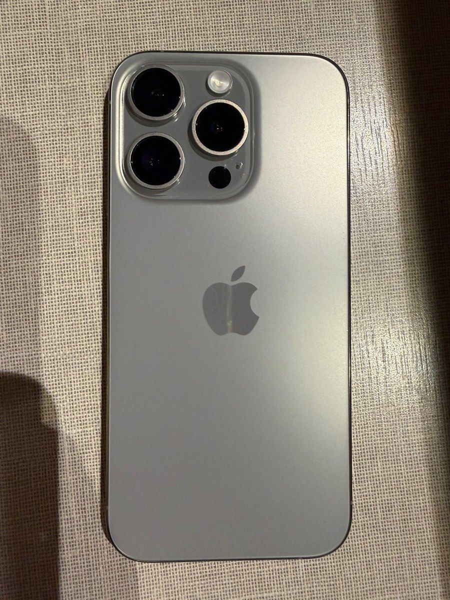 Apple iPhone 15 Pro White Titanium 128GB/8GB — Smartfonlar, Bakı (2)