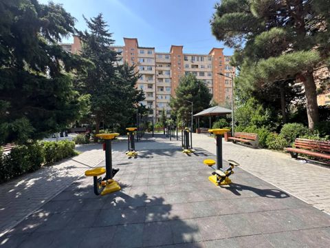Satılır 1 otaqlı köhnə tikili 40 m² — Bakı