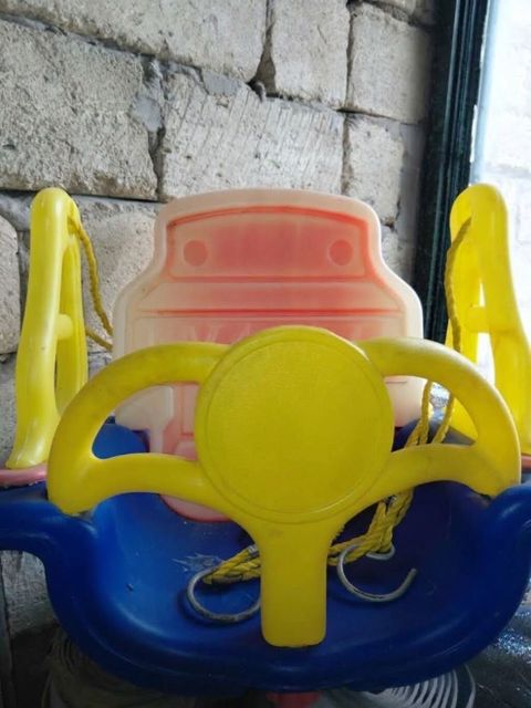 Uşaq yelləncəyi – rulolu oturacaq - Material: möhkəm plastik — 15 ₼ · Masazır · Yelləmə maşınları Uşaq yelləncəyi – rulolu oturacaq - Material: möhkəm plastik — Masazır