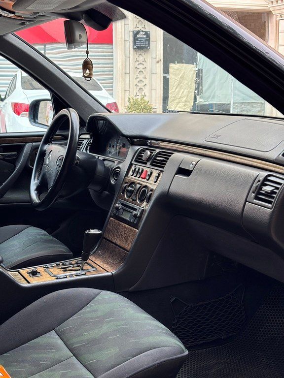 Mercedes E 240, 2.4 L, 2000 il, 400 000 km — Avtomobillər, Bakı (3)