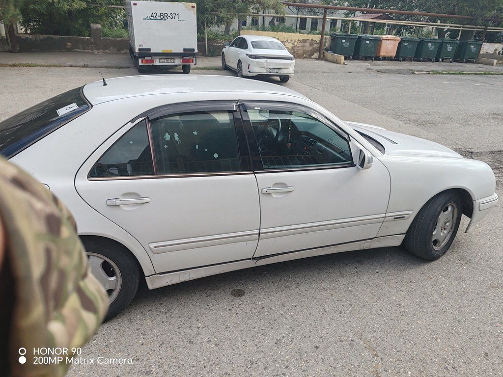 Mercedes E 220, 2.2 L, 2000 il, 400 000 km 90-XX-214 — Avtomobillər, Bakı (7)