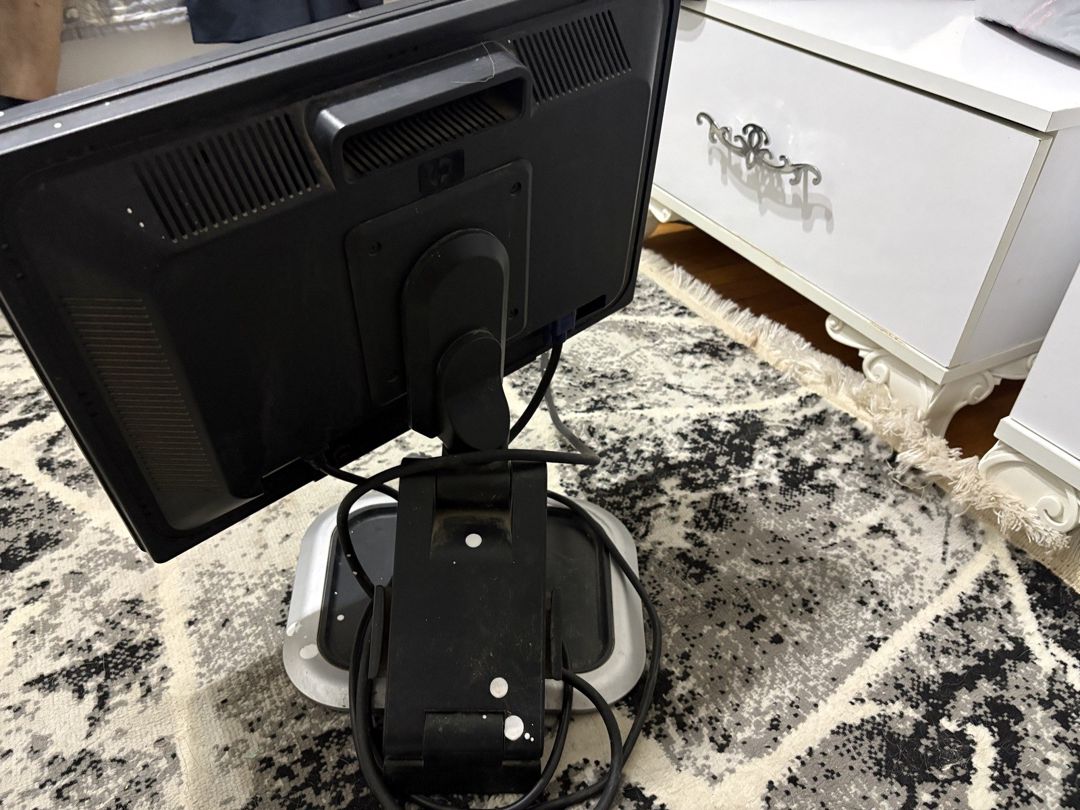 Monitor HP L1945w — Kompüterlər və noutbuklar, Bakı (3)