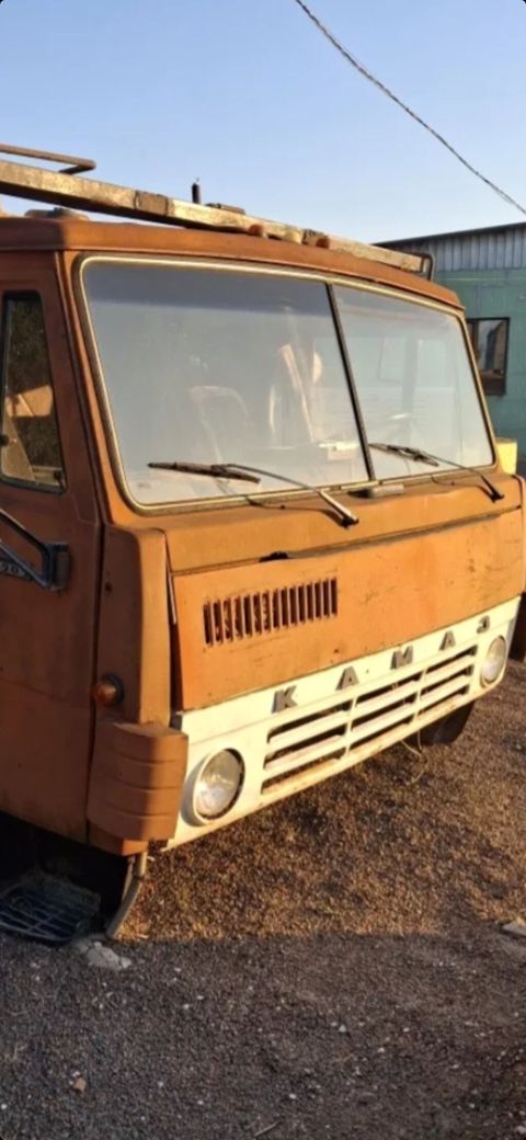 Kamaz kabinkası spalni — Bakı