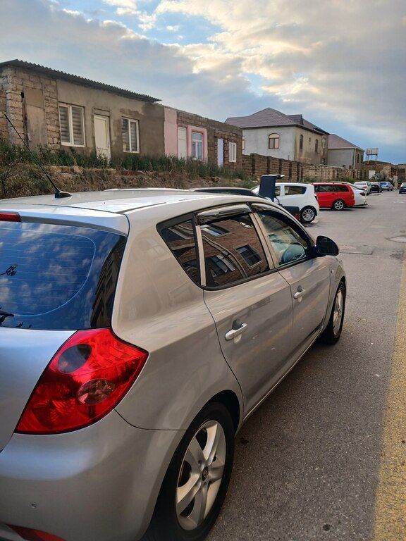 Kia Ceed, 1.6 L, 2007 il, 332 000 km — Avtomobillər, Bakı (11)