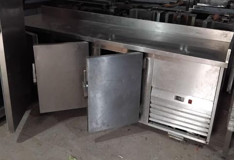 *Seva Xirdalan* Dəzgah soyuducu satilir. Ölçü 230*60 3 qapilidir — Bakı