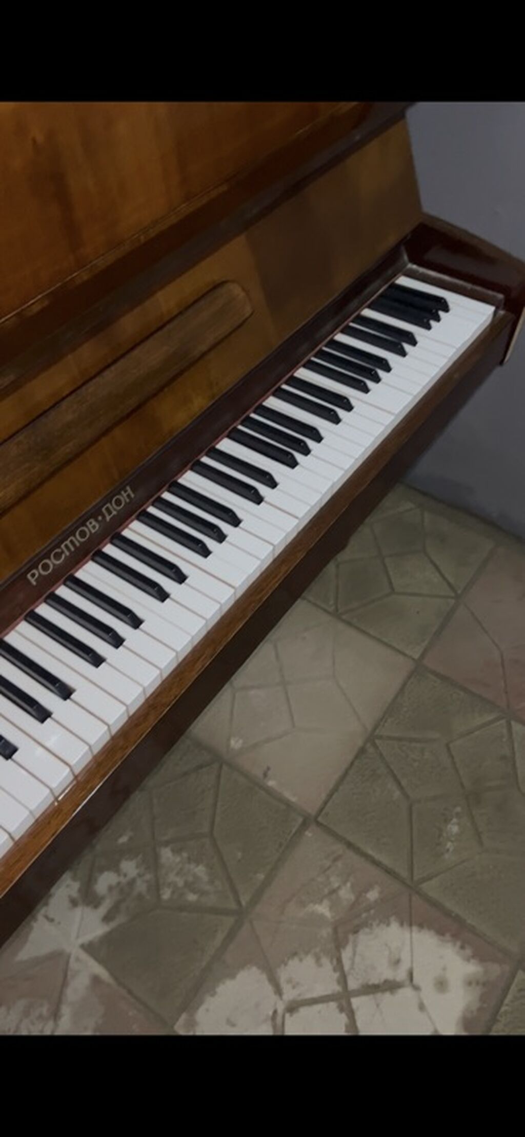 satilir isdeyen yazsin qiymet razilasmag olar normal — Pianino və digər klaviş alətləri, Bakı (2)