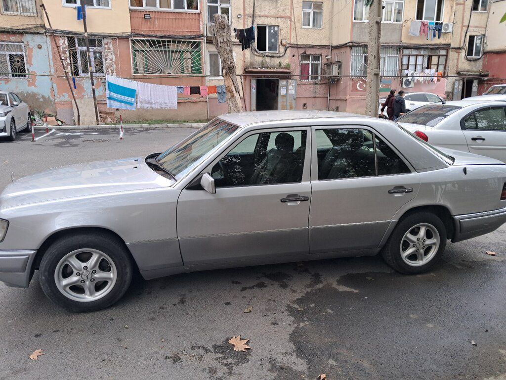 Mercedes E 220, 2.2 L, 1995 il, 764 000 km 01-BJ-743 — Avtomobillər, Xırdalan (2)