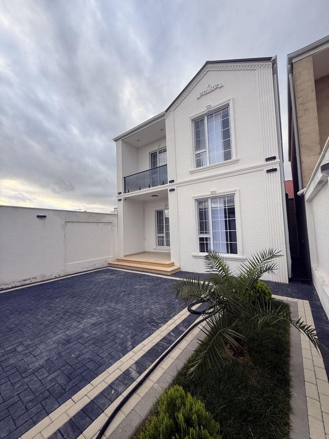 Satılır 4 otaqlı həyət evi/bağ evi 160 m² — Ev, villa, Bakı (2)