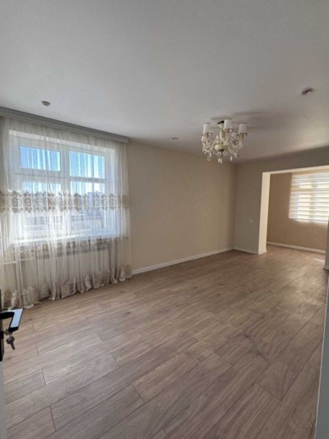 Satılır 3 otaqlı köhnə tikili 65 m² — Bakı