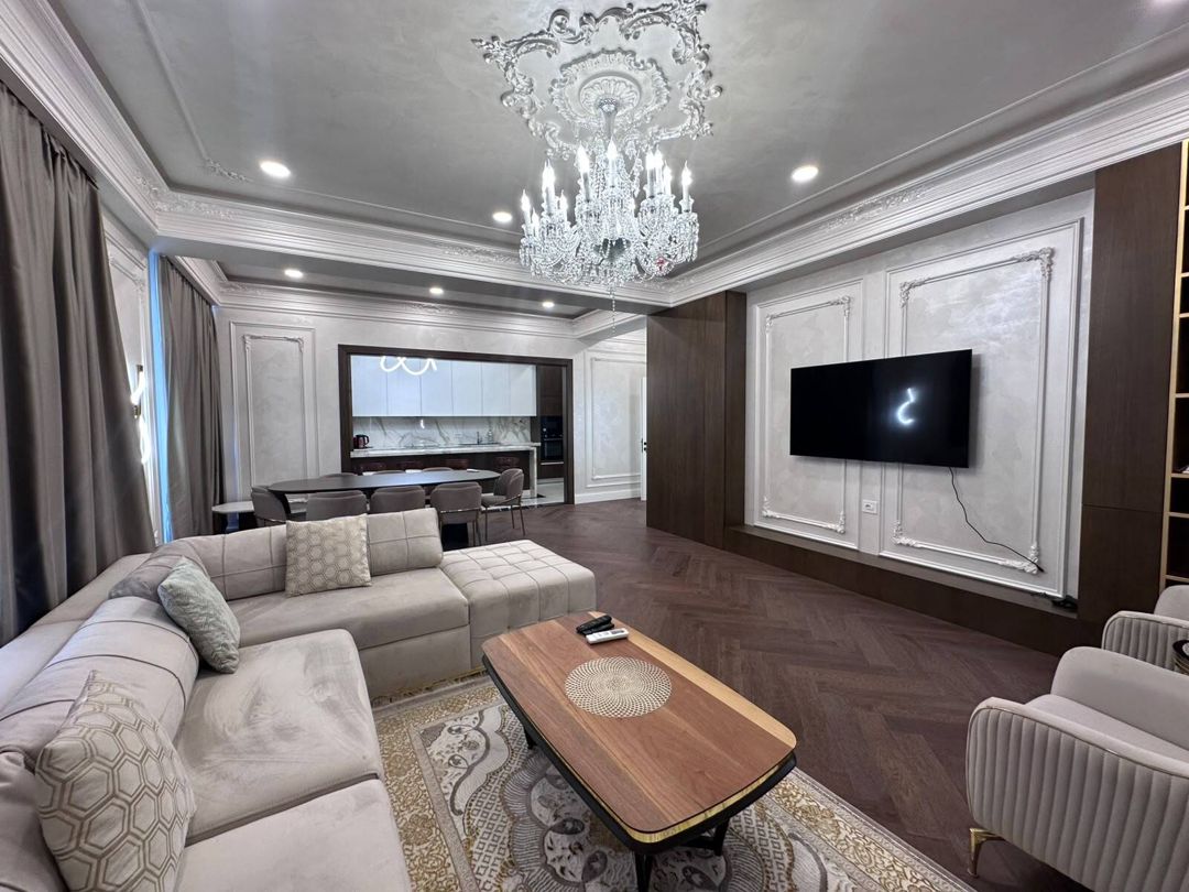 İcarəyə verilir 4 otaqlı yeni tikili 220 m² — Mənzil, Bakı (4)