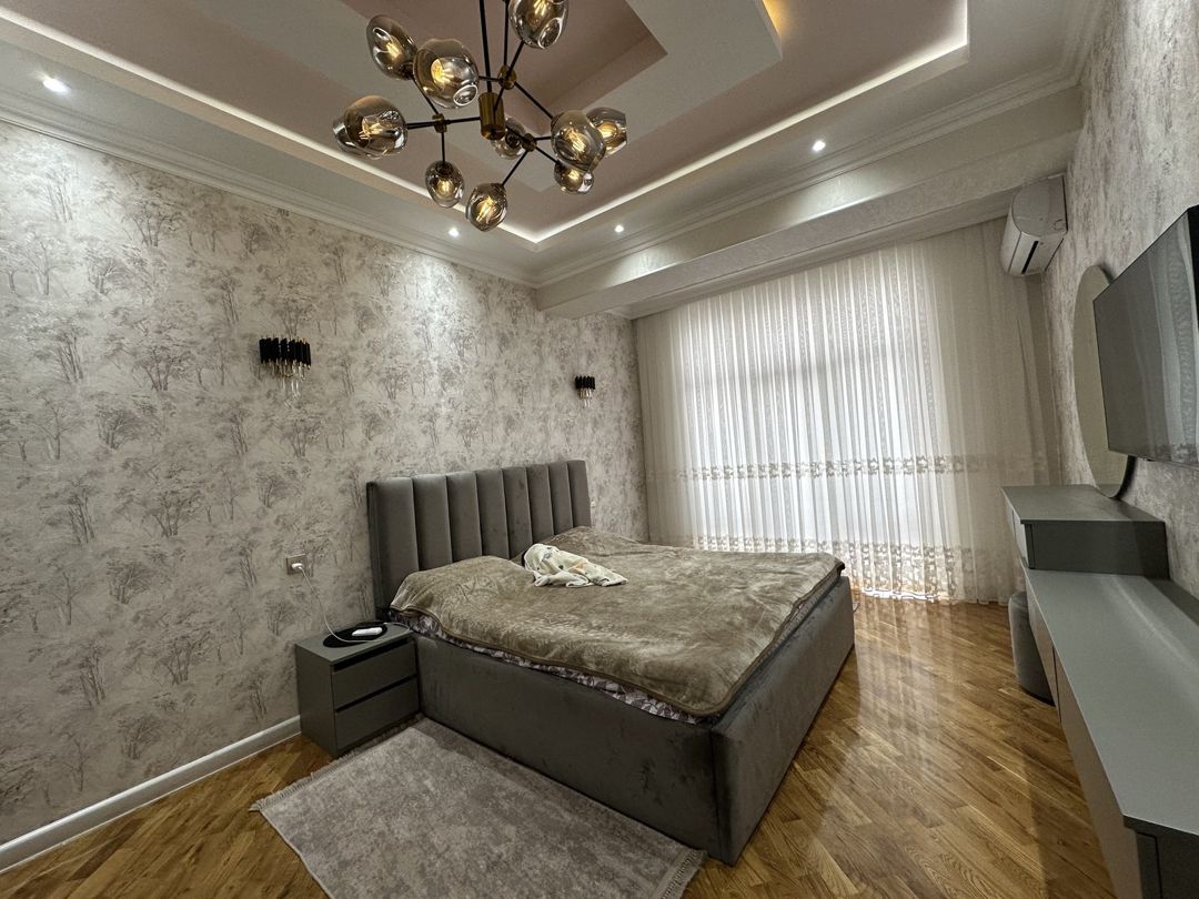 Satılır 4 otaqlı yeni tikili 196 m² — Mənzil, Bakı (10)