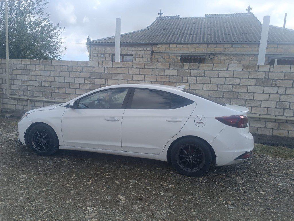 Hyundai Elantra, 2.0 L, 2019 il, 270 000 km 90-YM-191 — Avtomobillər, Goranboy (9)