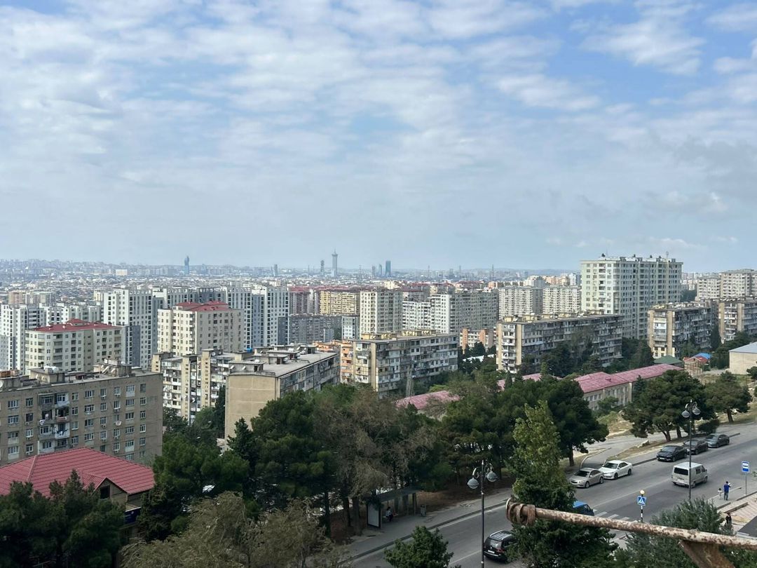 Satılır 2 otaqlı köhnə tikili 62 m² — Mənzil, Bakı (12)