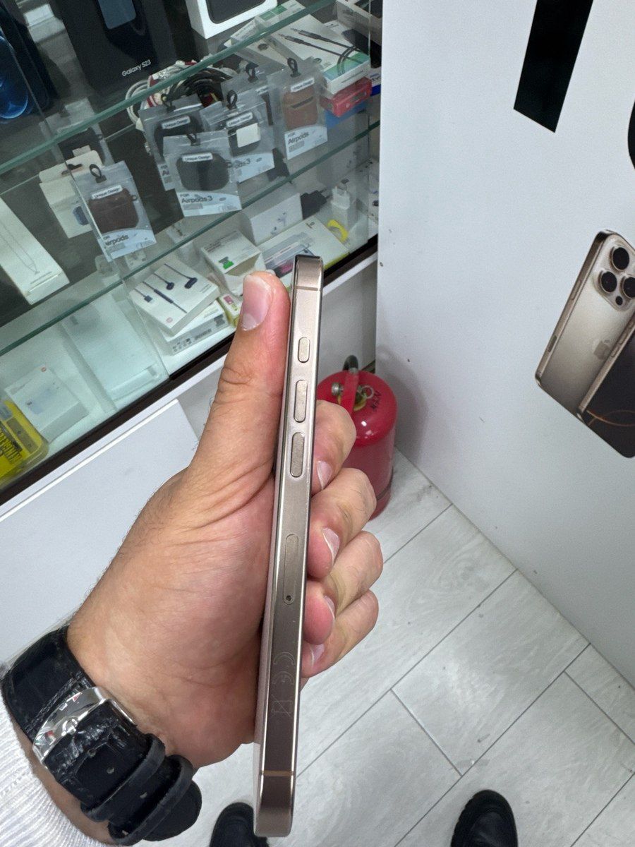 Apple iPhone 16 Pro Desert Titanium 128GB/8GB — Smartfonlar, Bakı (3)