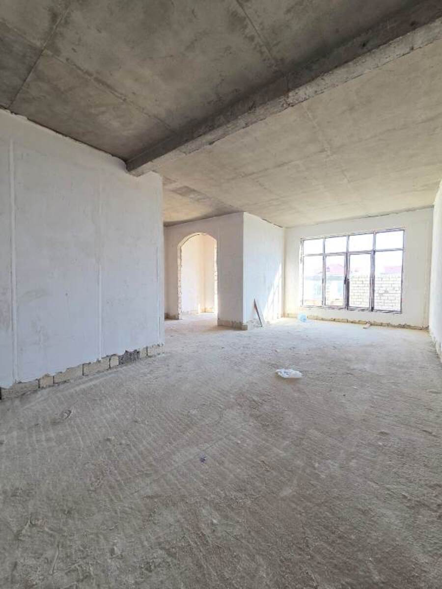 Villa, Badamdar qəs — Ev, villa, Bakı (6)