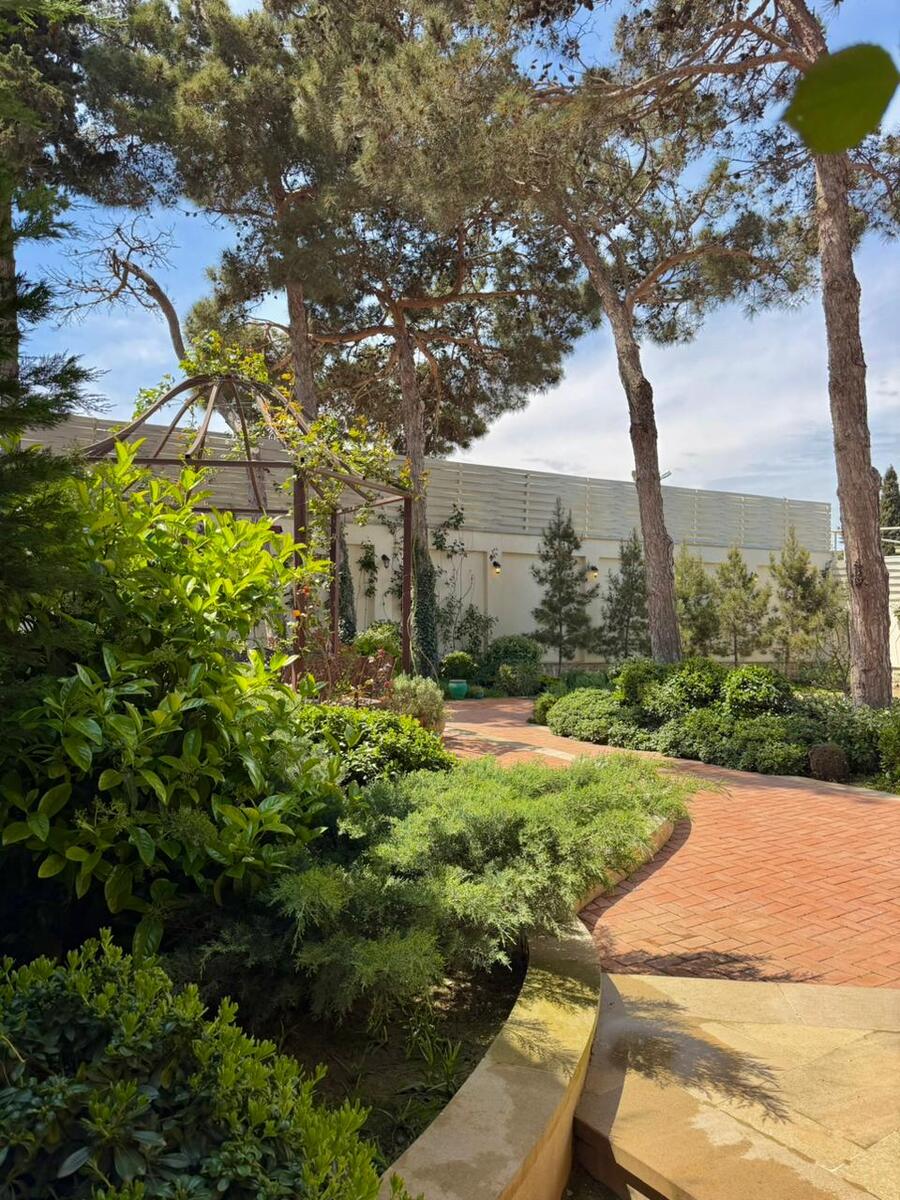 Satılır 5 otaqlı həyət evi/bağ evi 400 m² — Ev, villa, Bakı (6)
