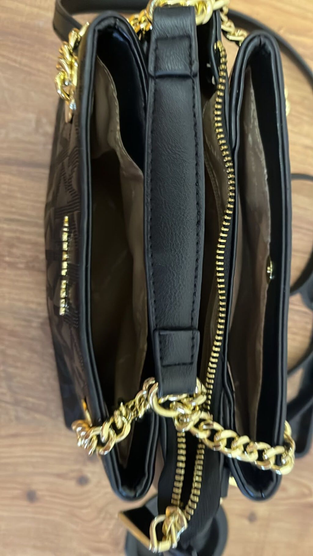 Çanta Michael Kors Çox səliqəli istifadə olunub, əla vəziyyətdədir — Çantalar, çamadanlar, cüzdanlar, Bakı (4)