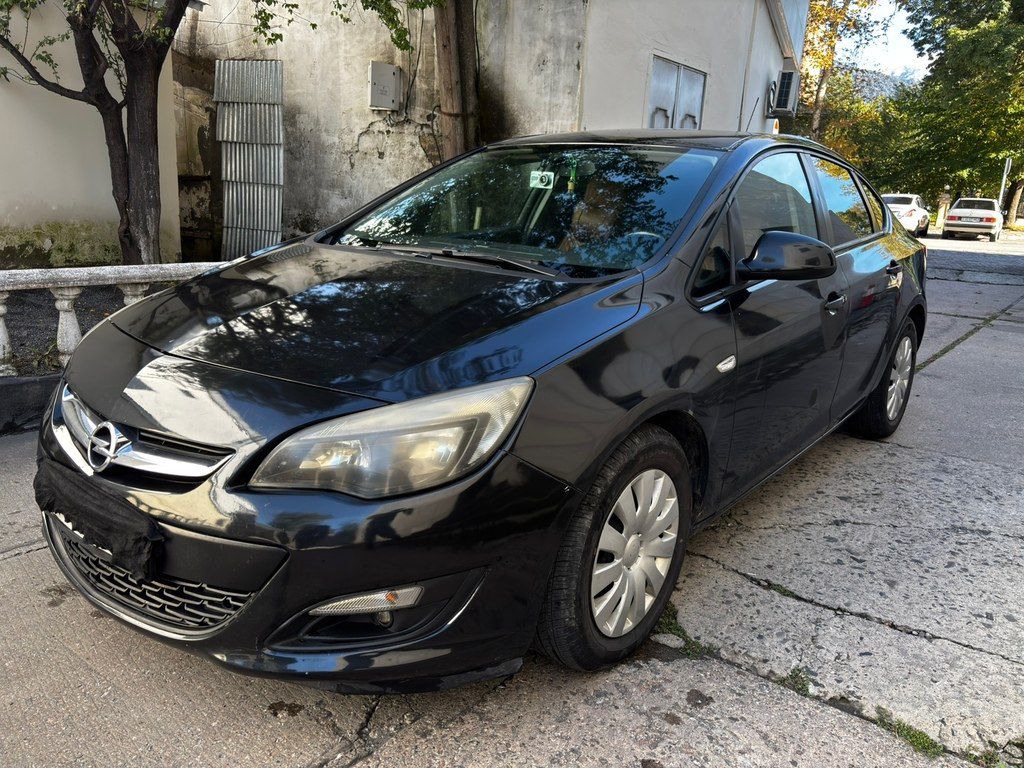 Opel Astra, 1.4 L, 2015 il, 169 602 km — Avtomobillər, Qəbələ (4)