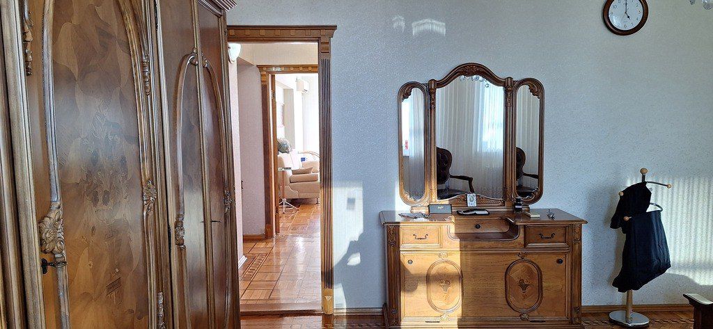Satılır 4 otaqlı köhnə tikili 145 m² — Mənzil, Bakı (11)