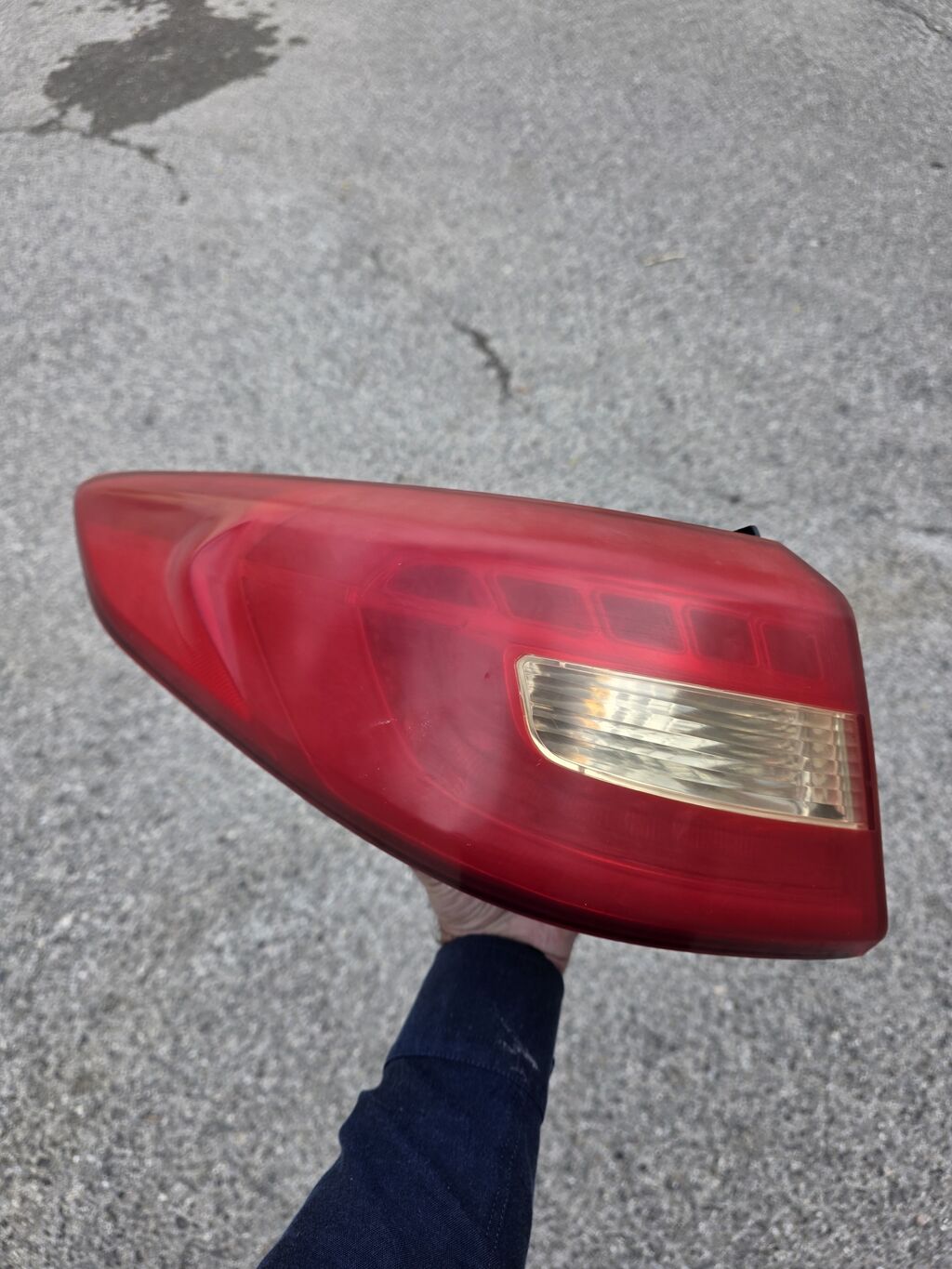 Məhsul: Arxa sağ stop/siqnal fara (tail light assy) Uyğunluq — Avtomobil işığı, Bakı