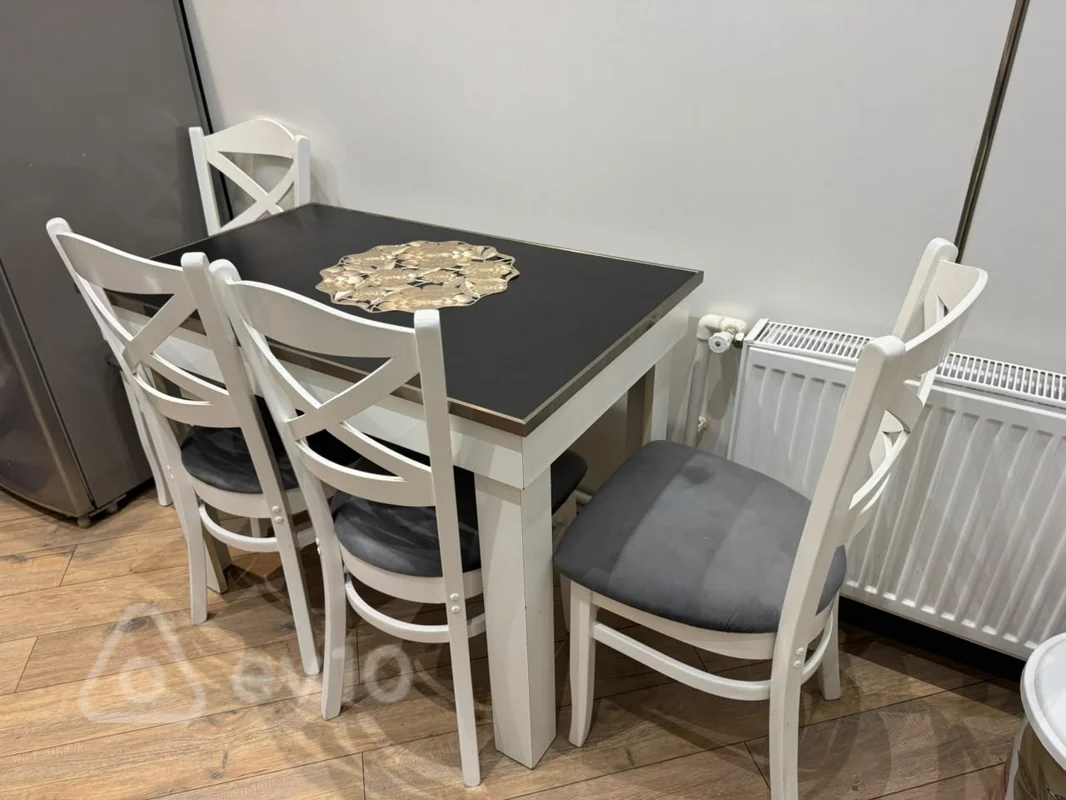 2 otaqlı mənzil, 50 m², Səid Rüstəmov 8 — günlük kirayə — Mənzil, Bakı (7)