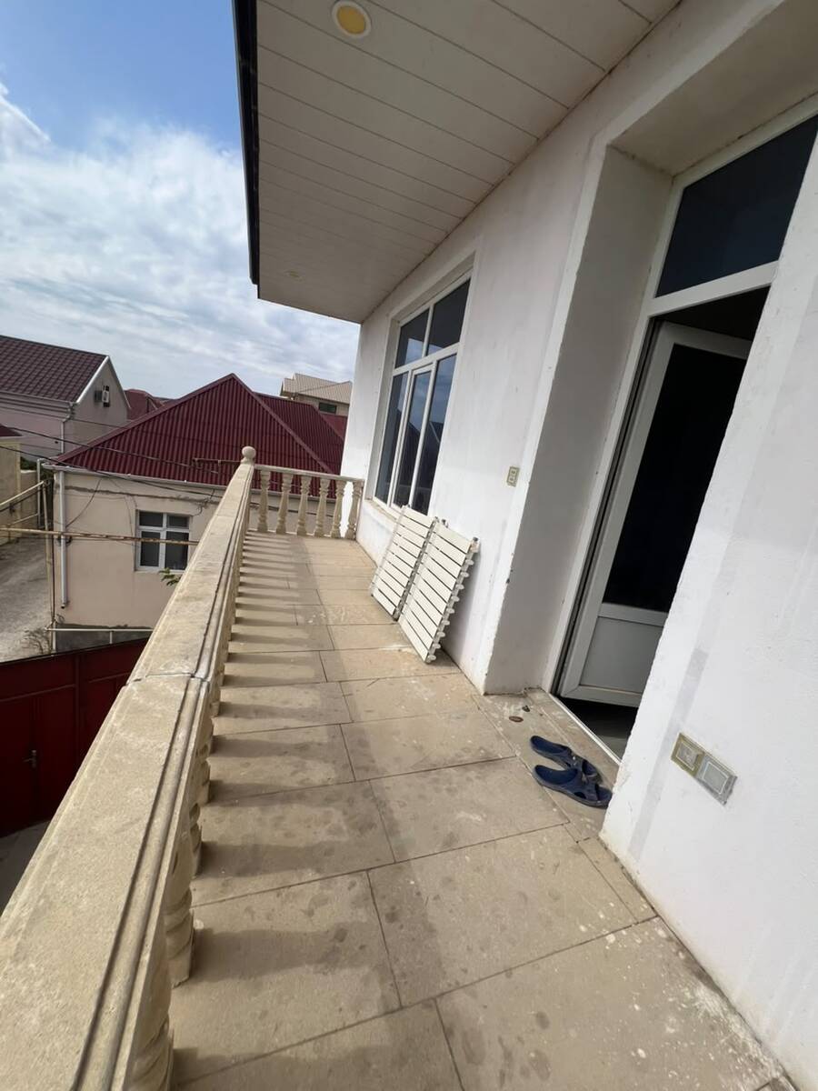 Satılır 5 otaqlı həyət evi/bağ evi 150 m² — Ev, villa, Bakı (12)