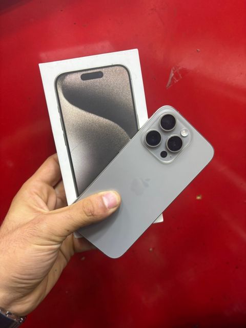 Apple iPhone 15 Pro Natural Titanium 256GB/8GB — Bakı