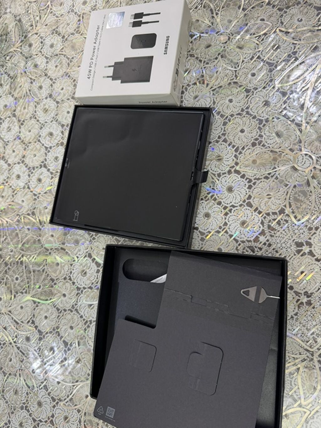 Samsung Galaxy Z Fold6, Sənədlərlə — Samsung, Sumqayıt (2)