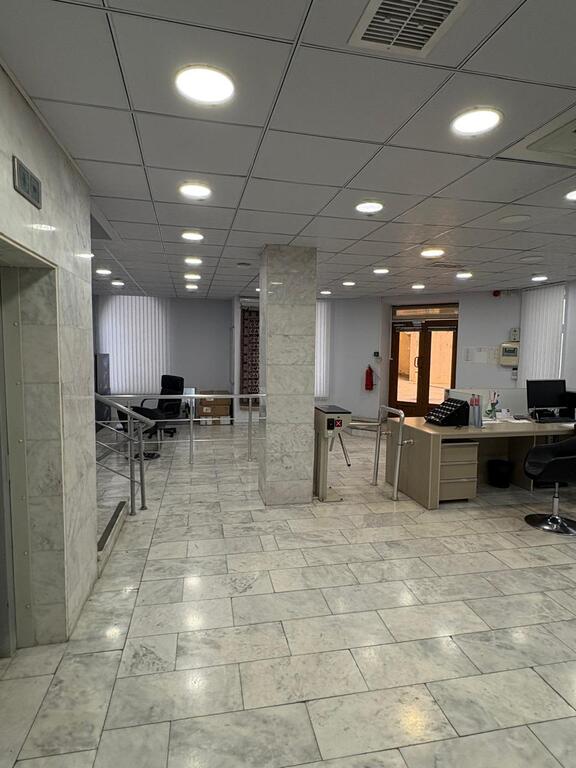 İcarəyə verilir 20 otaqlı ofis 1000 m² — Ofis, Bakı (8)