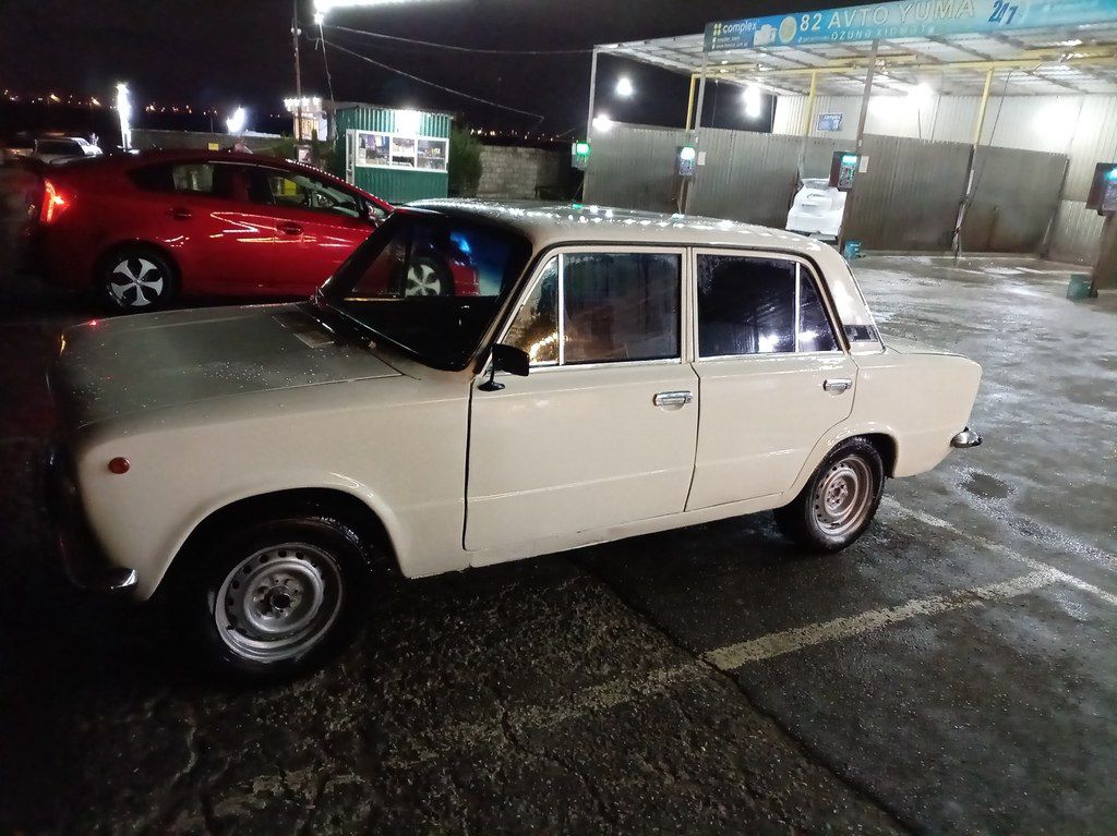 Lada (VAZ) 21011, 1.3 L, 1984 il, 330 000 km 77-LF-372 — Avtomobillər, Bakı (8)