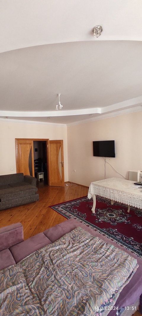 2-otaqlı yeni tikili kirayə verilir, Yeni Yasamal qəs., 100 m² — Bakı