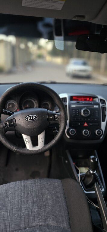 Kia Ceed SW, 1.4 L, 2010 il, 283 000 km — Avtomobillər, Tovuz (9)