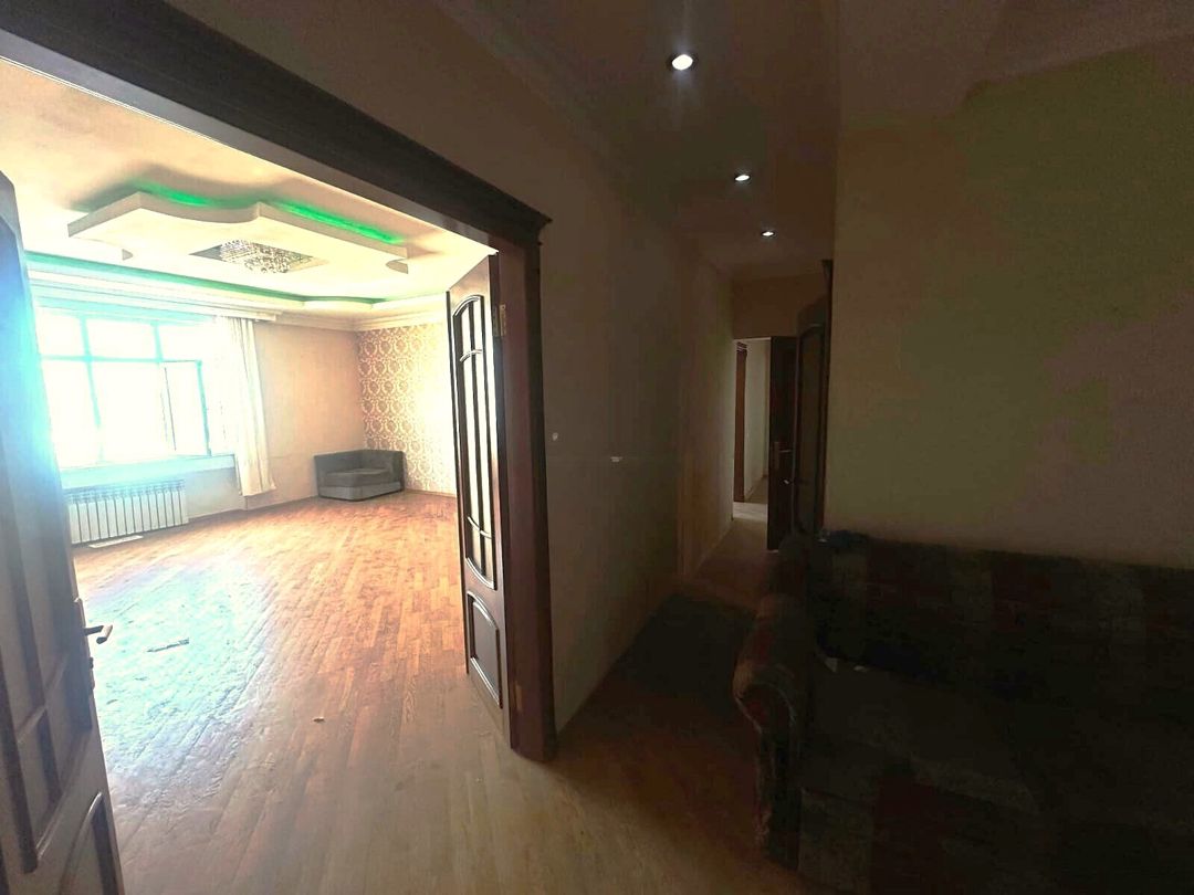 Satılır 3 otaqlı yeni tikili 135 m² — Mənzil, Bakı (4)