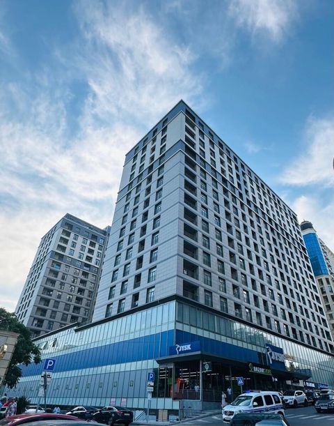Satılır 3 otaqlı yeni tikili 146 m² — Bakı