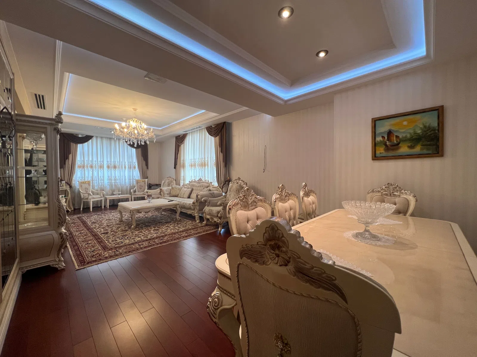 4 otaqlı mənzil 550 m² kirayə verilir — Mənzil, Bakı