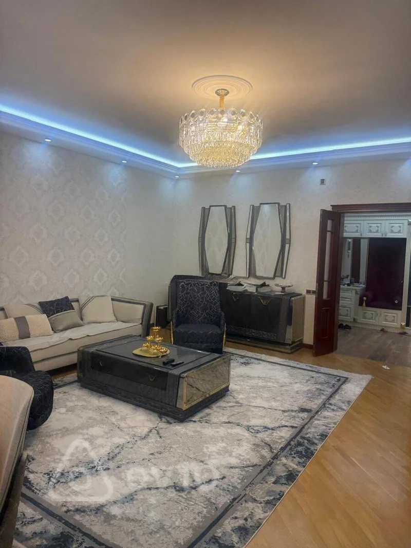4 otaqlı mənzil, 200 m², Həsən Əliyev küç — kirayə — İnter Əmlak