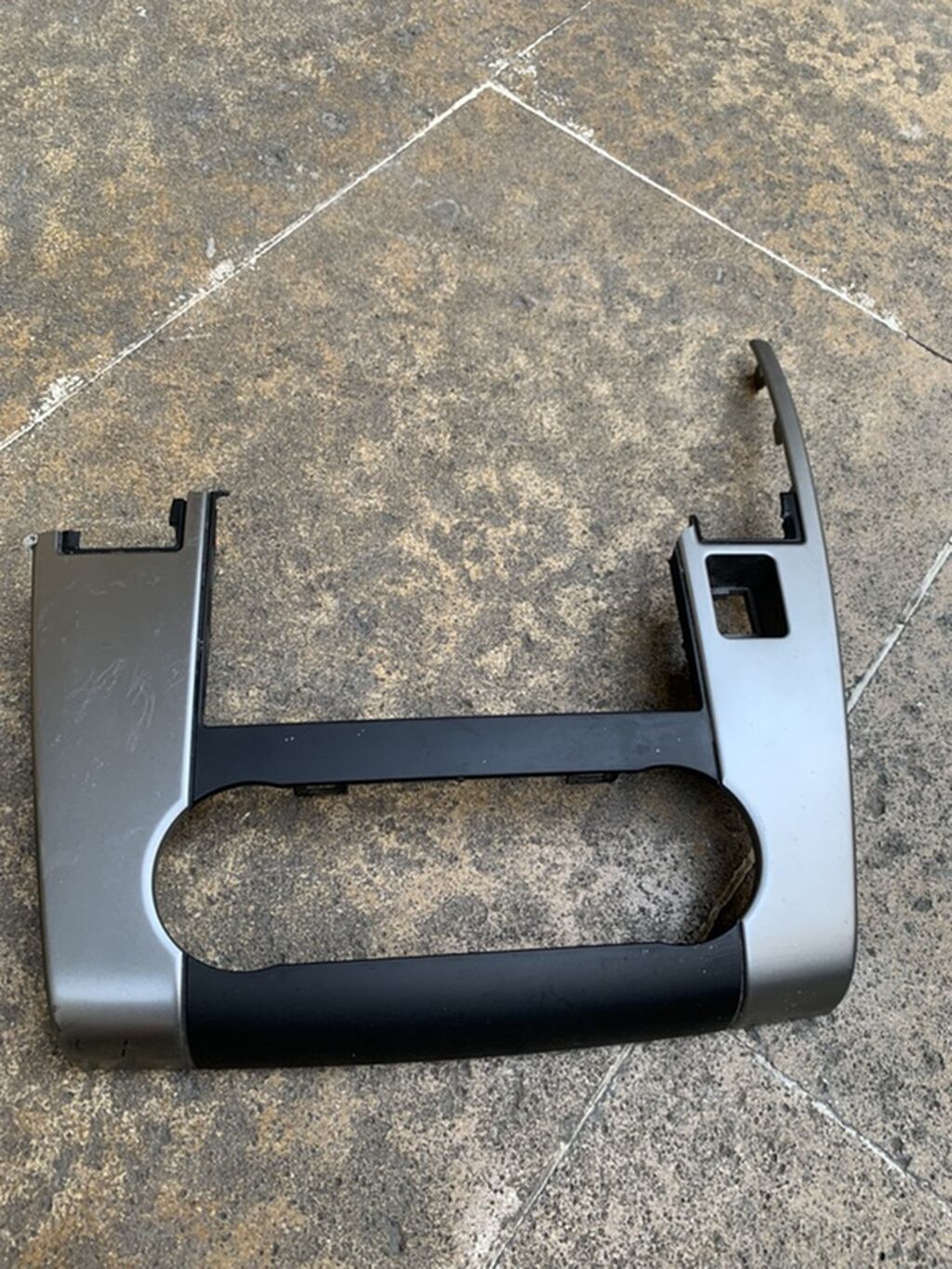 Nissan tiida üçün ön konsol trim və panel hissələri paketi. Üstən — Salon detalları, Masazır (4)