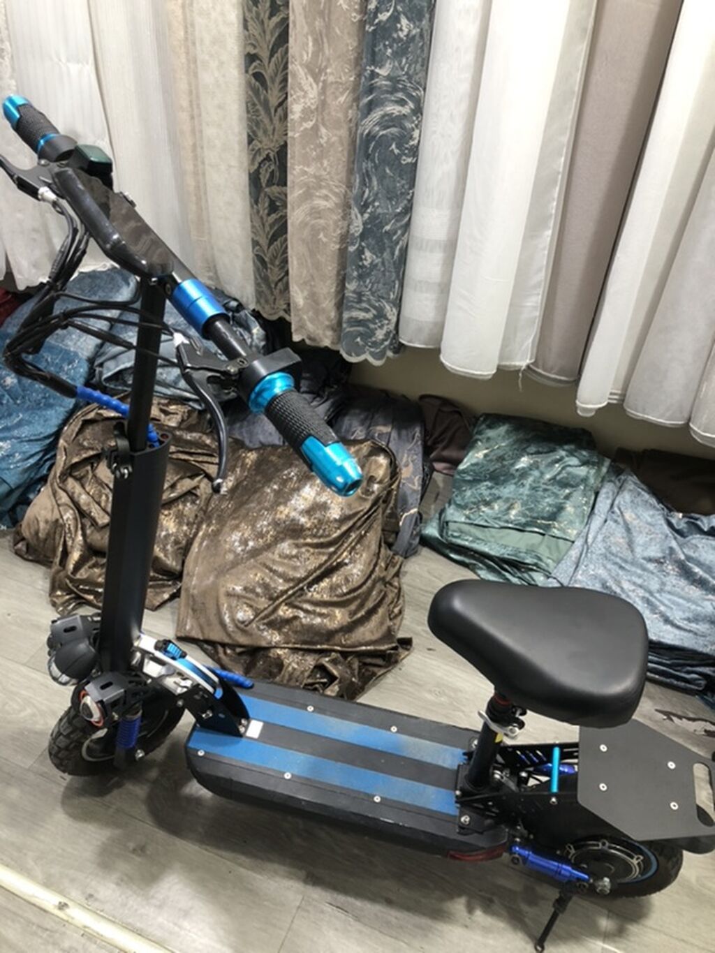 Sukuter idaldı 60-70 sıxır bidene ışğların şunuru qırılıb içinen 20 m — Mopedlər və skuterlər, Digah
