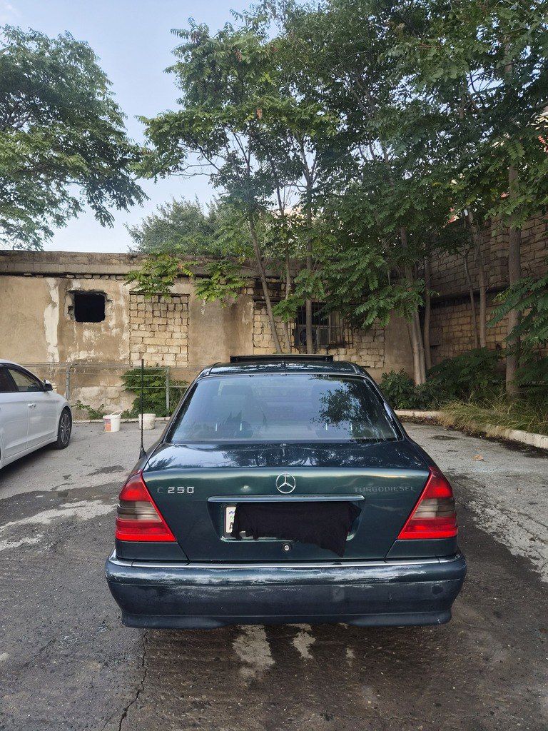 Mercedes C 250, 2.5 L, 1995 il, 425 000 km — Avtomobillər, Bakı (2)