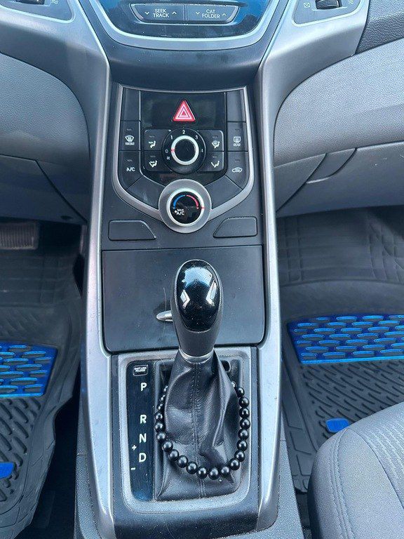 Hyundai Elantra, 1.8 L, 2015 il, 180 000 km — Avtomobillər, Bakı (10)