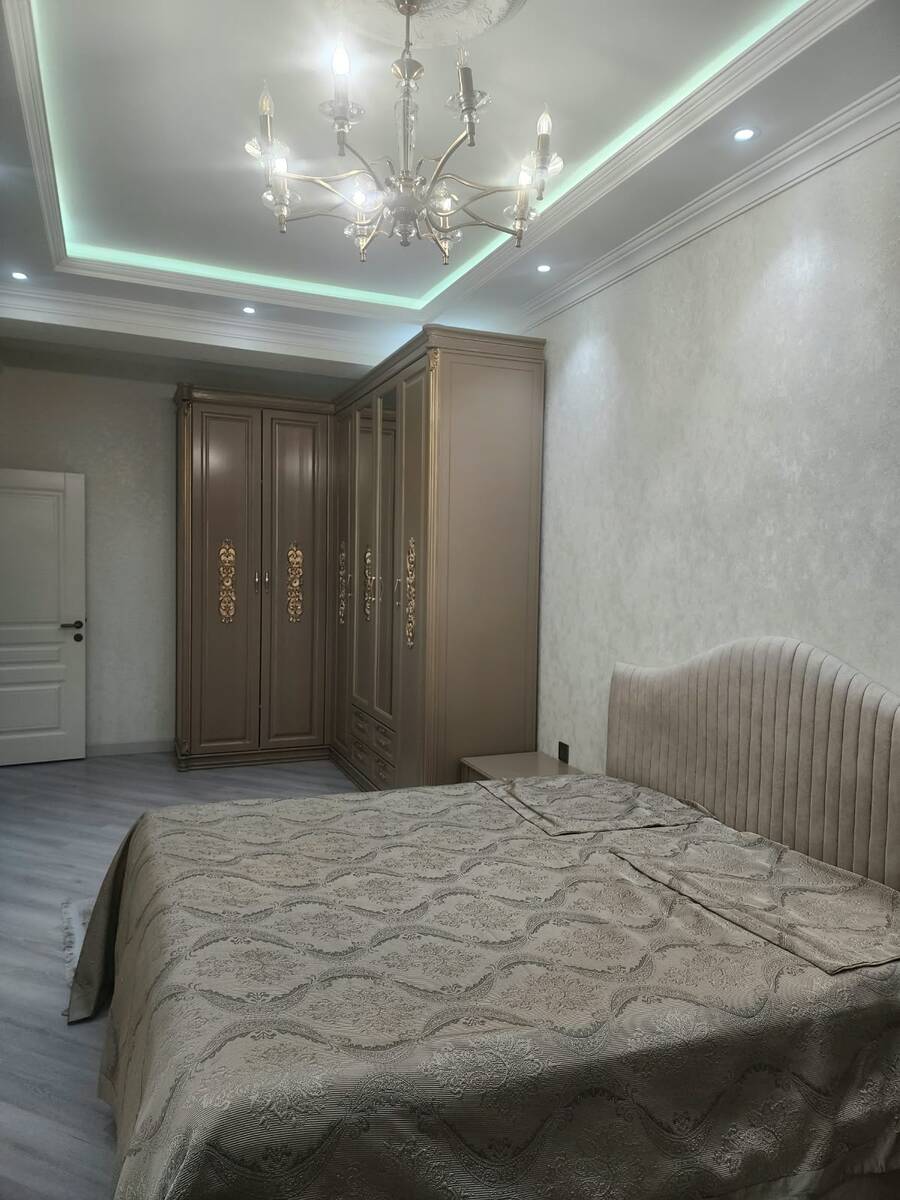 İcarəyə verilir 4 otaqlı yeni tikili 180 m² — Mənzil, Bakı (5)