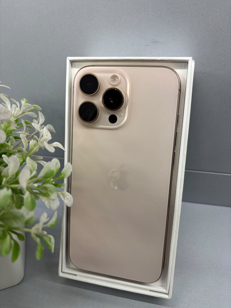 Apple iPhone 16 Pro Max Desert Titanium 256GB/8GB — Smartfonlar, Bakı