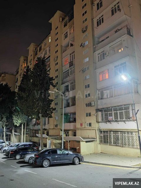 Xətai rayonunda 3 otaqlı Köhnə tikili Satılır, 80 m² — Bakı