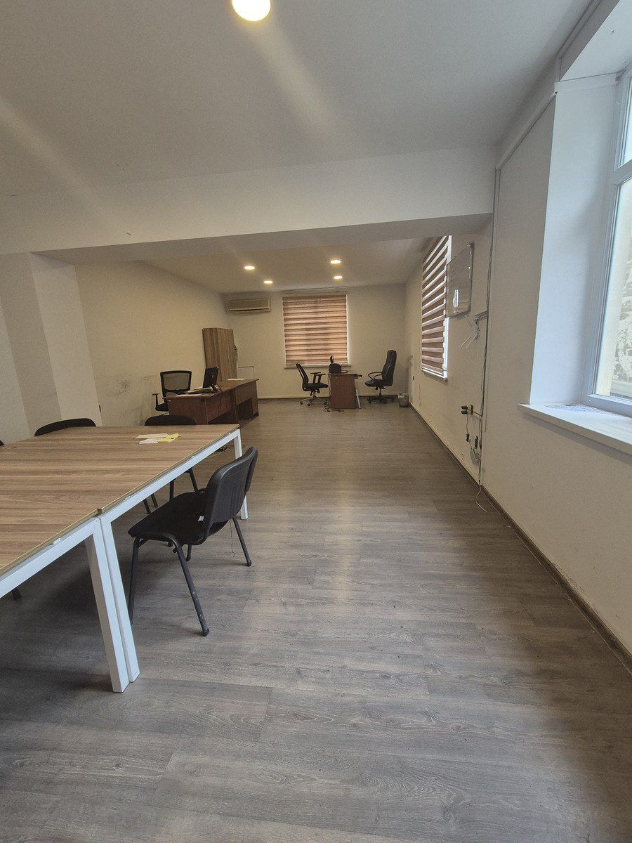 İcarəyə verilir 3 otaqlı ofis 100 m² — Ofis, Bakı (2)
