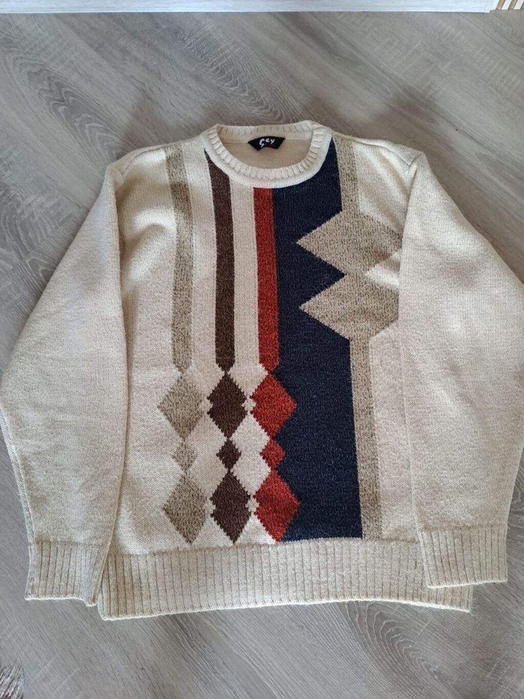 Sviter kofta 10 manat — Cempyer və sviter, Bakı (2)