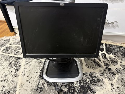 Monitor HP L1945w — Bakı