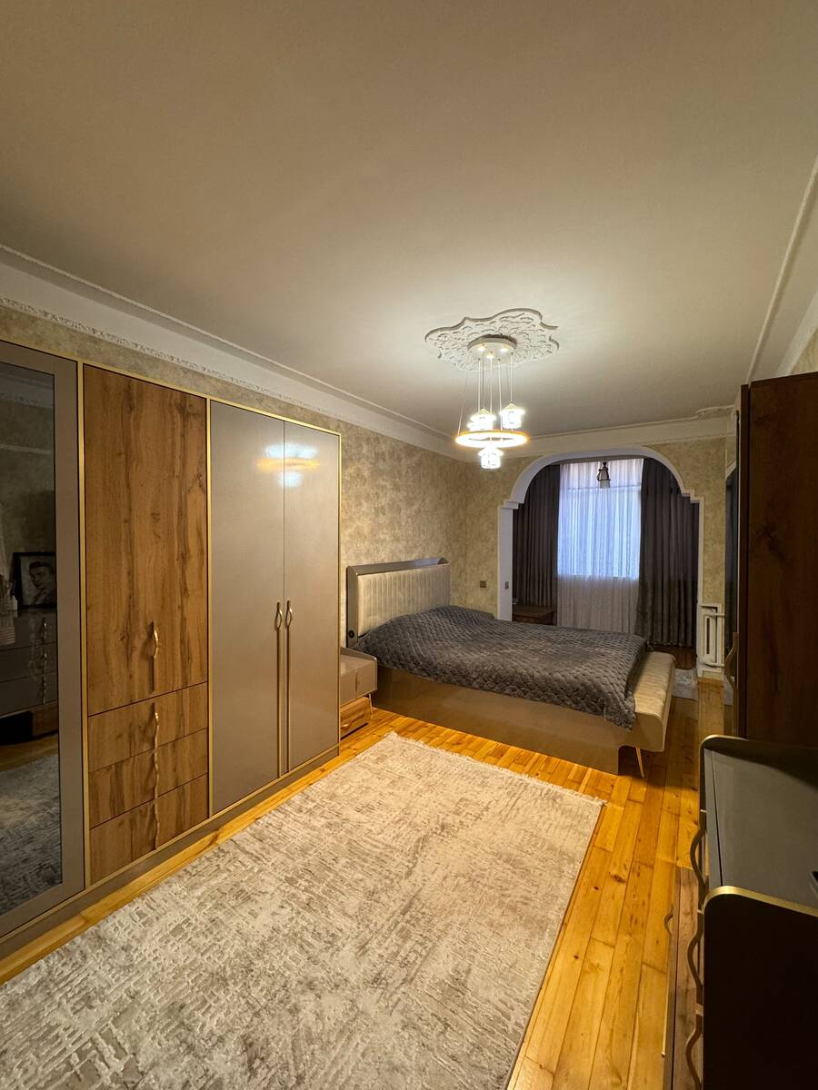Satılır 4 otaqlı köhnə tikili 100 m² — Mənzil, Bakı (3)