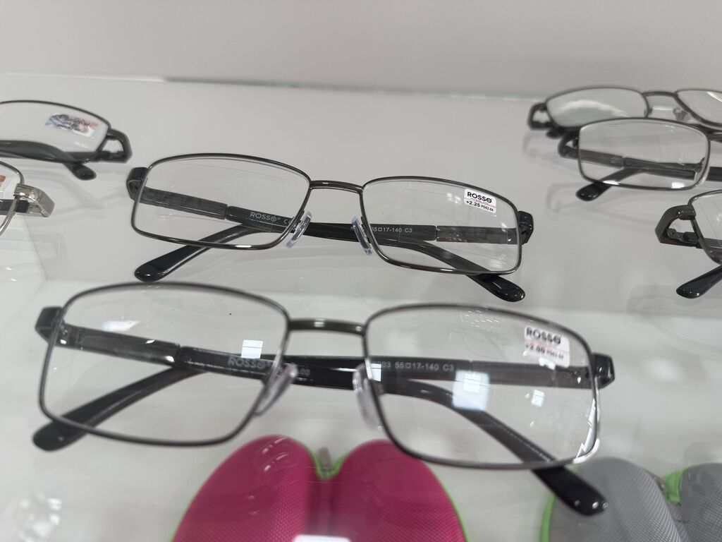 Yaxin Görmə Üçün Qara çərçivəli optik eynəklər – klassik düzbucaqlı — Eynəklər və aksesuarları, Bakı (2)